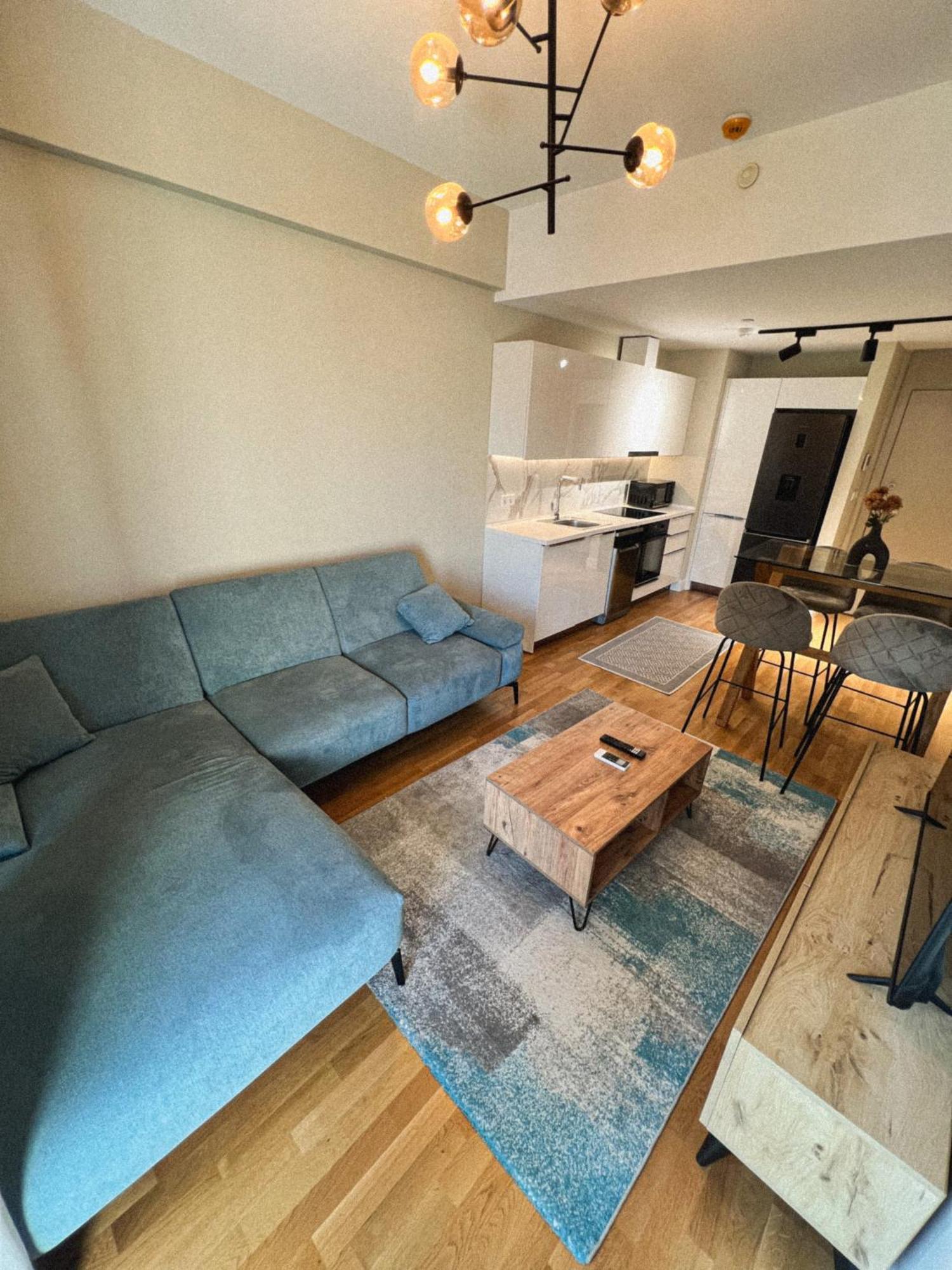 180° View Apartment In Diamond Building Skopje Eksteriør bilde